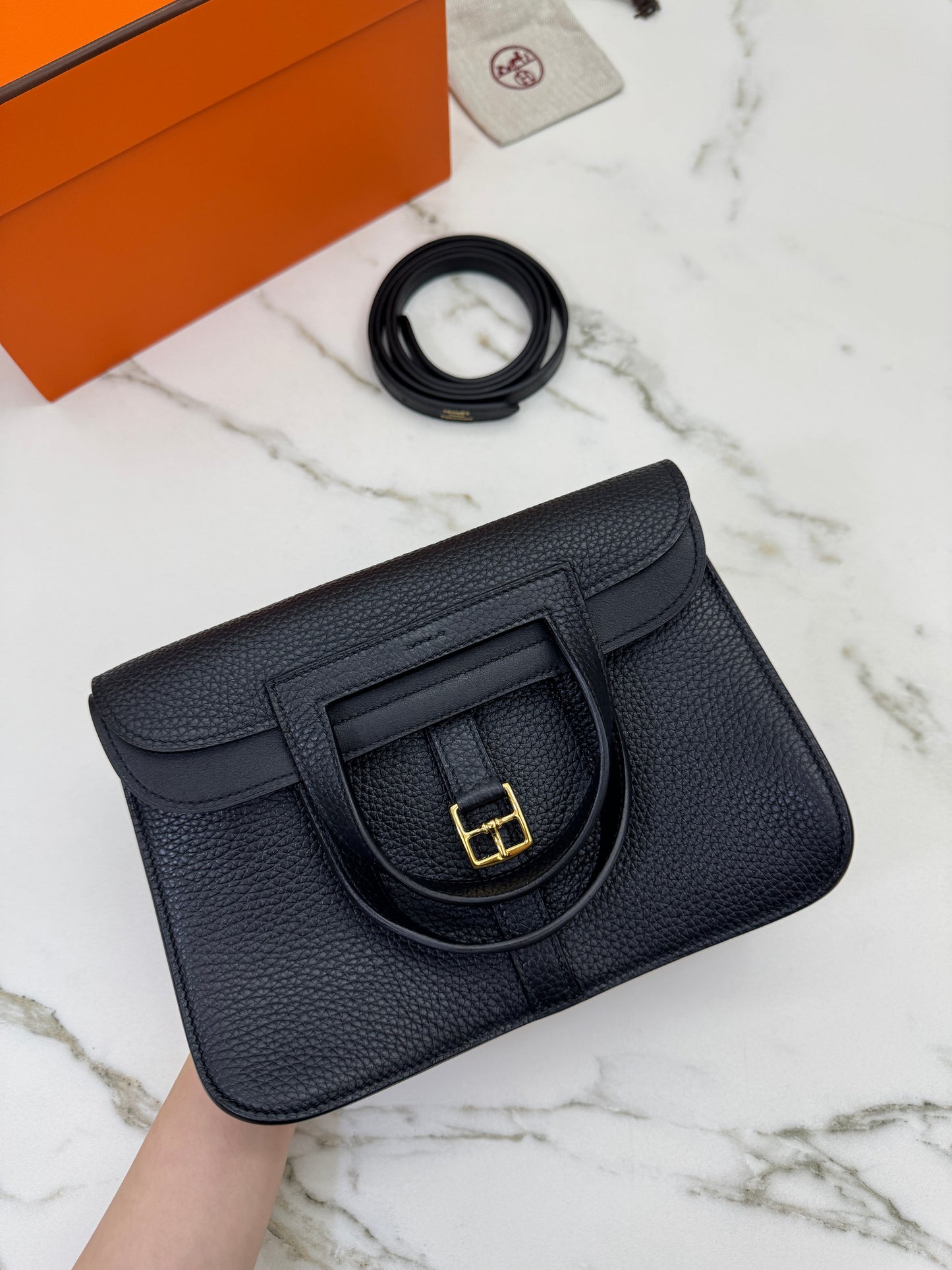 HERMES Halzan 25 黑金 Noir TC GHW