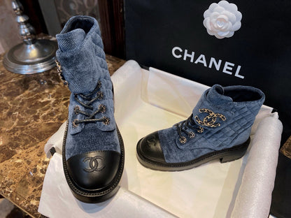 CHANEL 牛仔絲絨 菱格馬丁靴￼