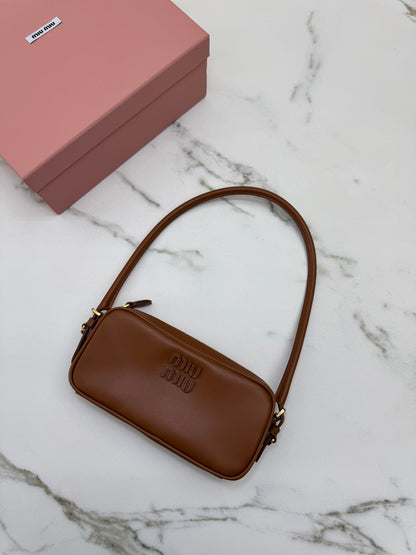 MIU MIU Pouch 麻將包腋下包
