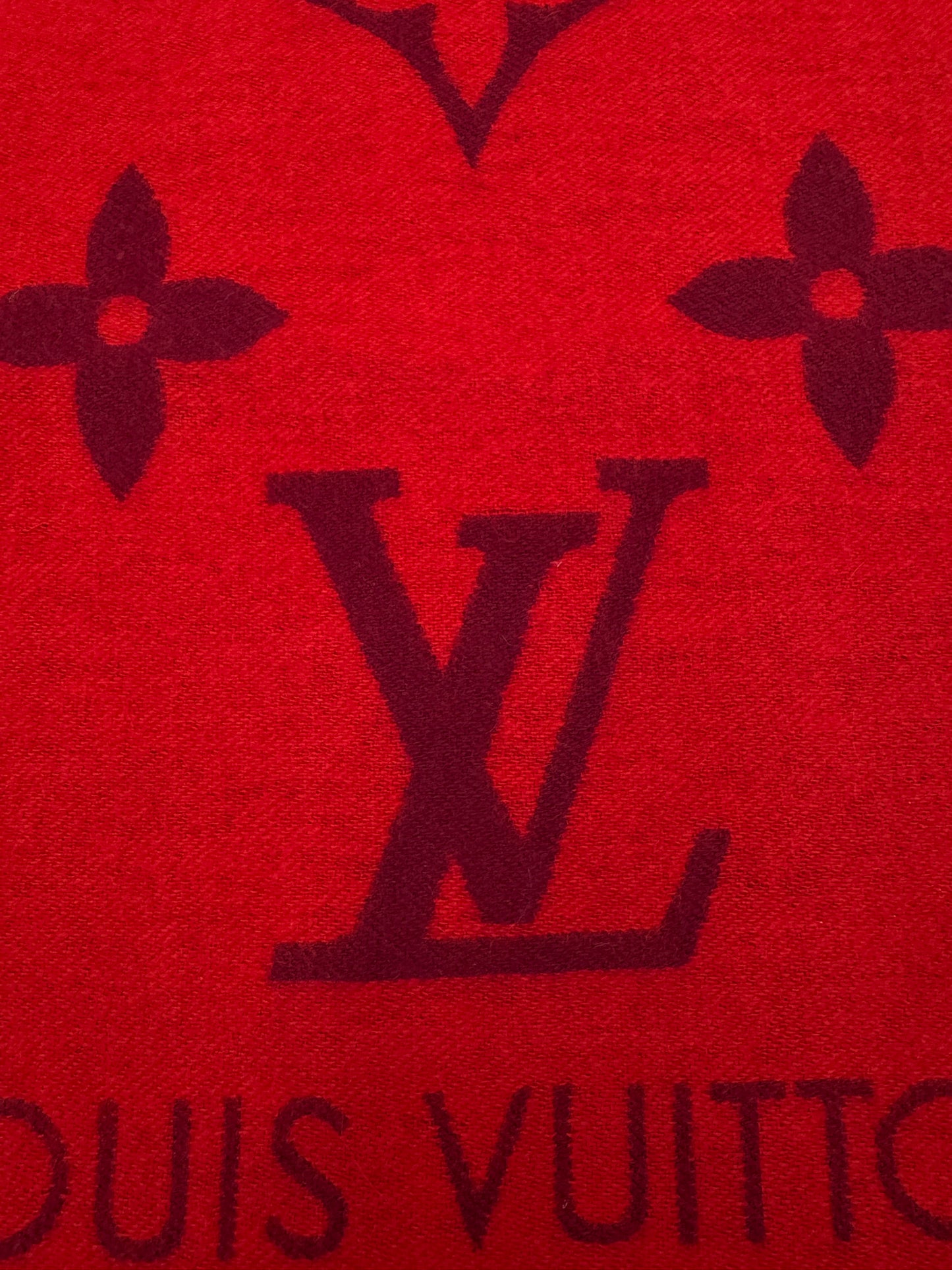 LV Reykjavik Scarf 100% Cashmere Rubis