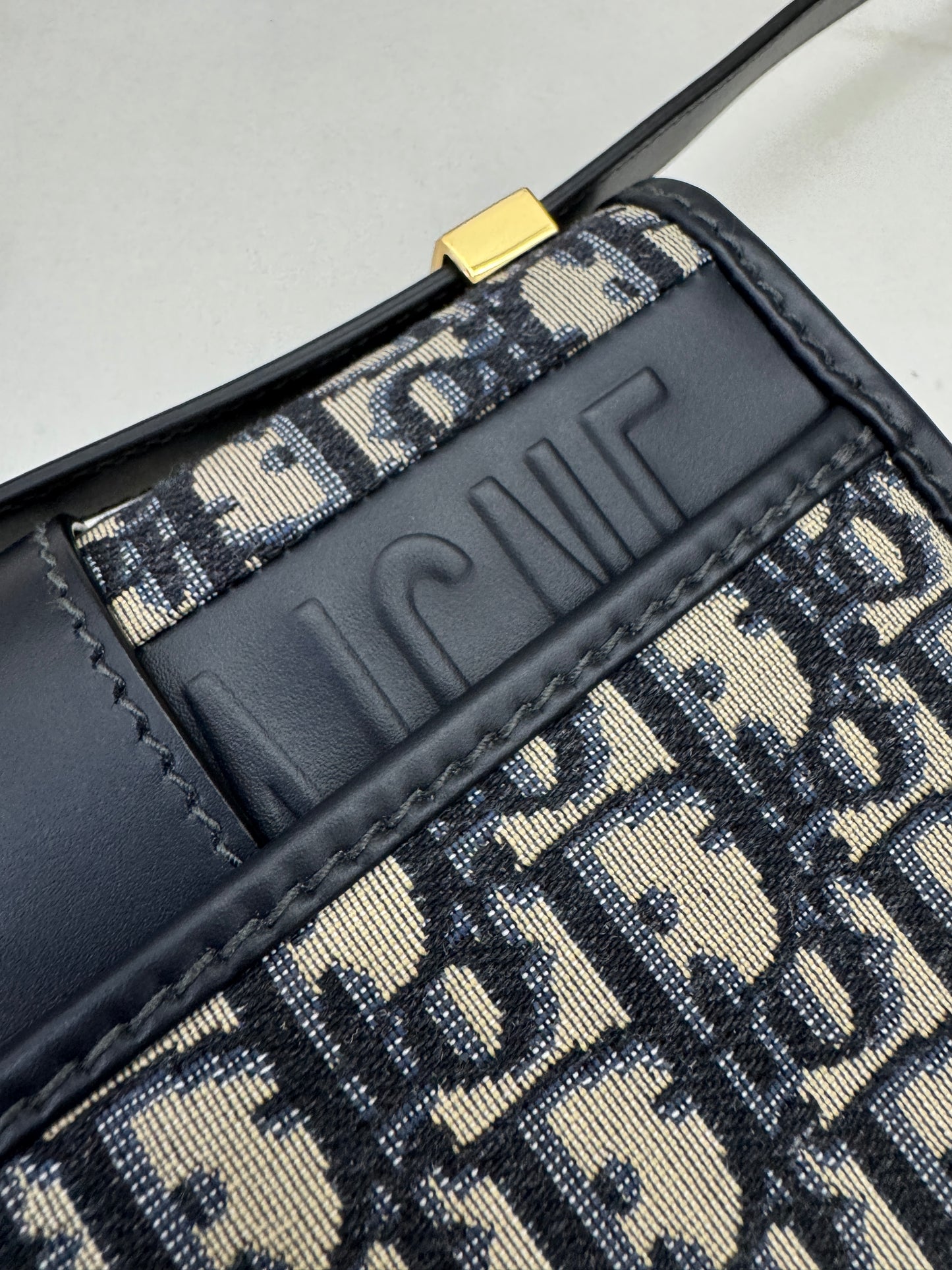 DIOR 30 Montaigne Small Blue Oblique
