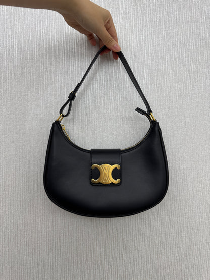CELINE Ava Triomphe Hobo
