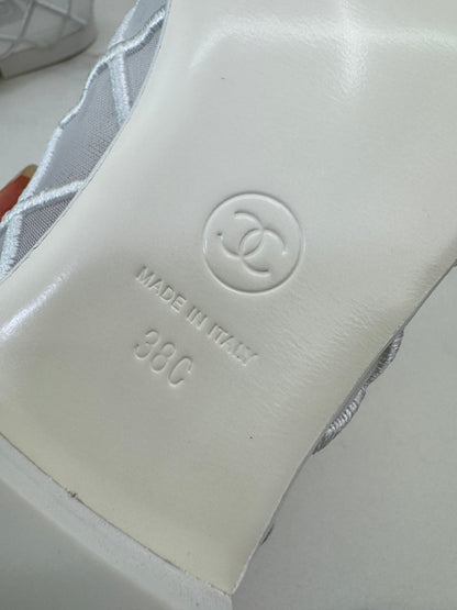 CHANEL 25M Coco Beach 白色網紗 Mary Jane