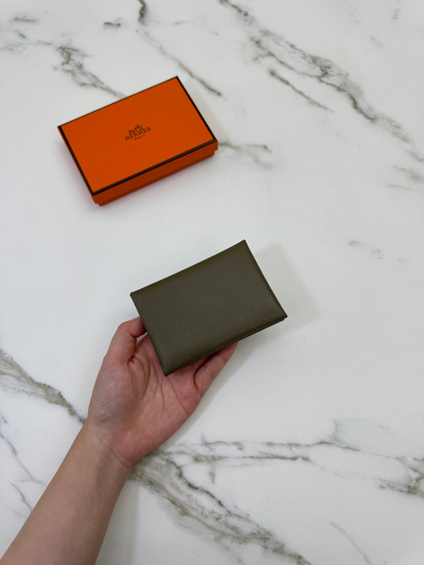 HERMES Calvi Duo 大象灰山羊皮 Etoupe Chevre Mysore