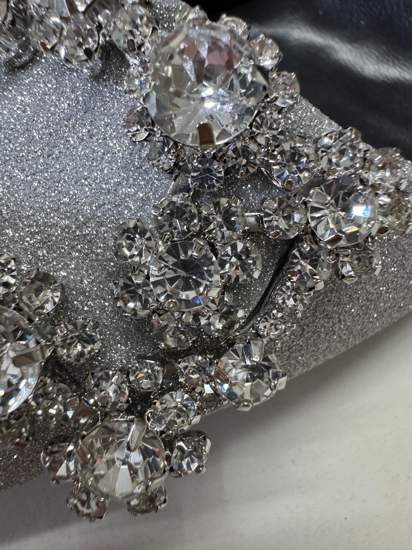 RV 銀色細閃 鑽扣高跟鞋 6cm