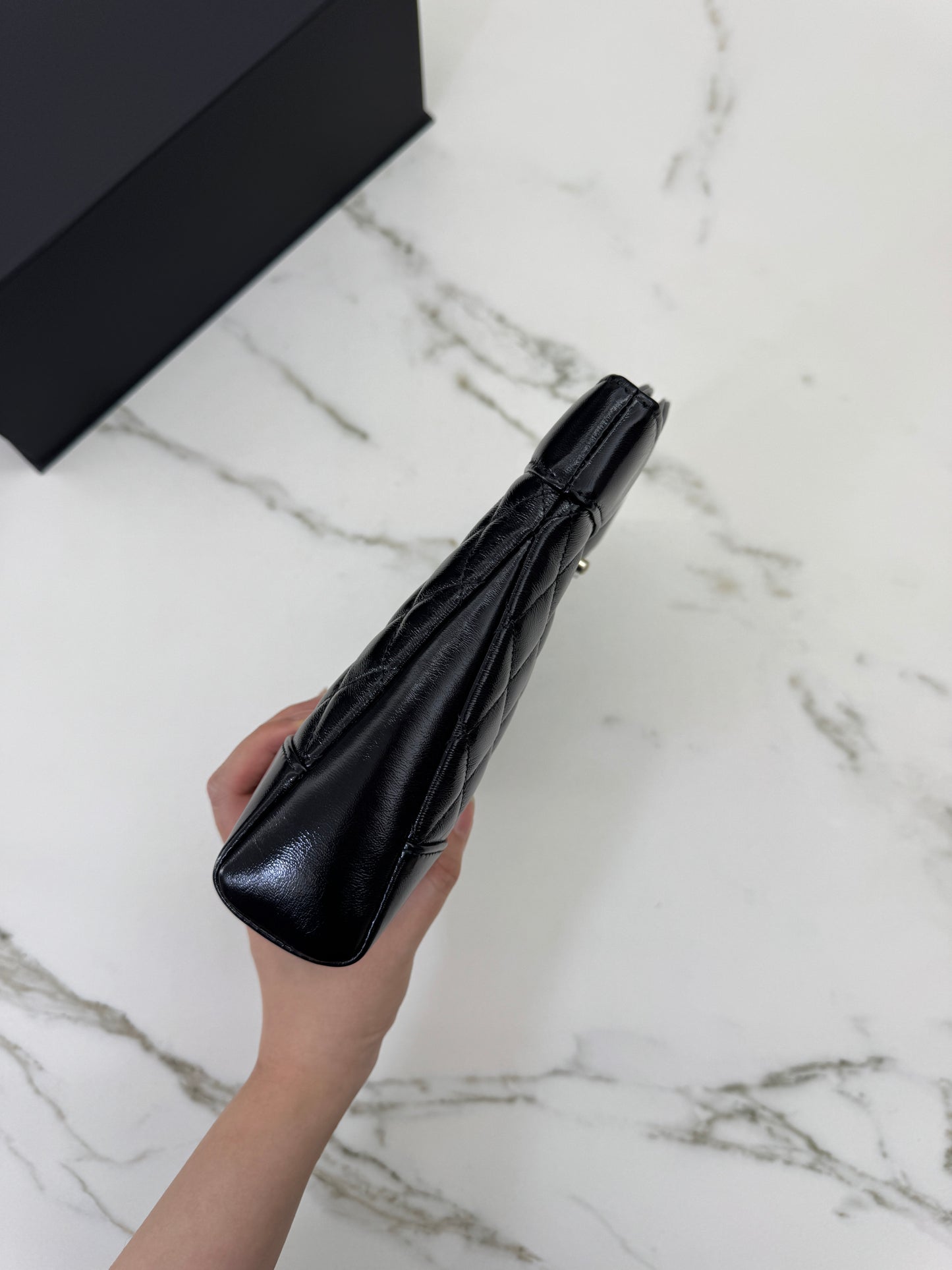 CHANEL Mini 31 Bag 油蠟羊皮（新版）