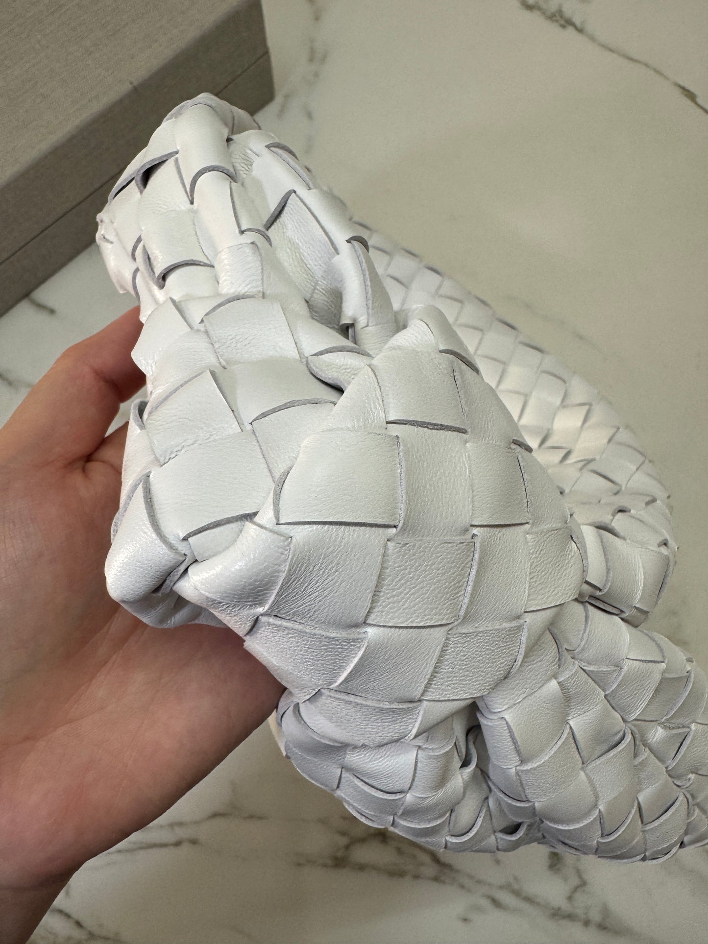 BV Jodie Small 白色