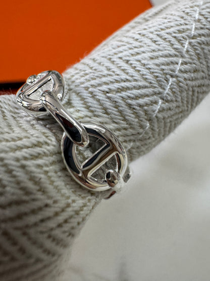 HERMES Chaine d’acre Enchainee 豬鼻戒指