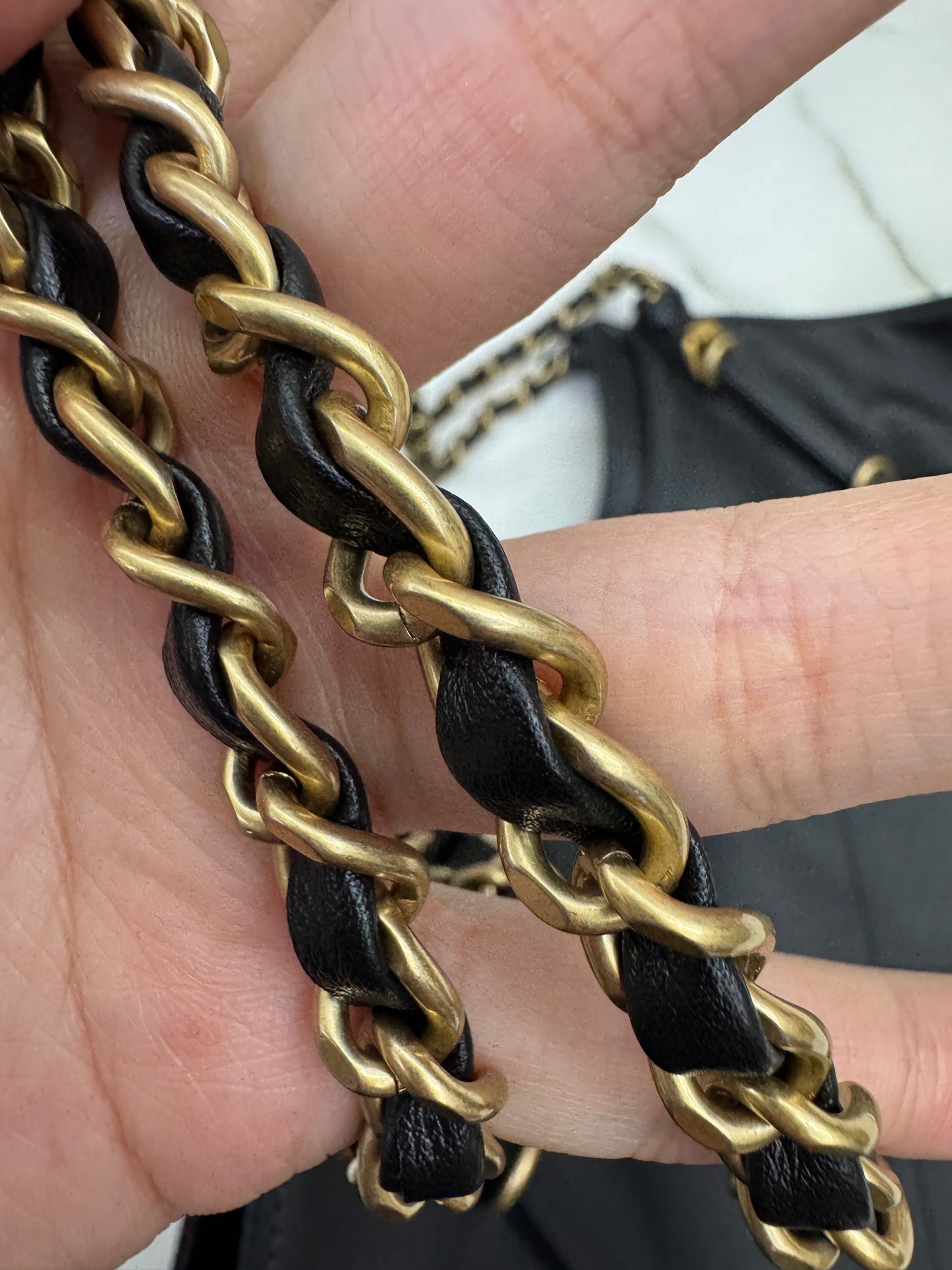 CHANEL 25S Shopping Bag Small