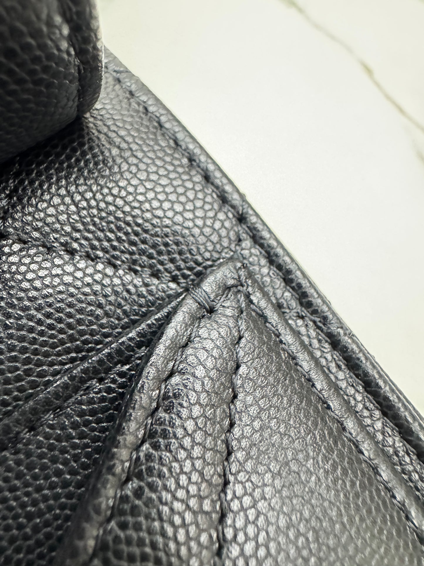 CHANEL 25Bag Medium 黑色荔枝皮