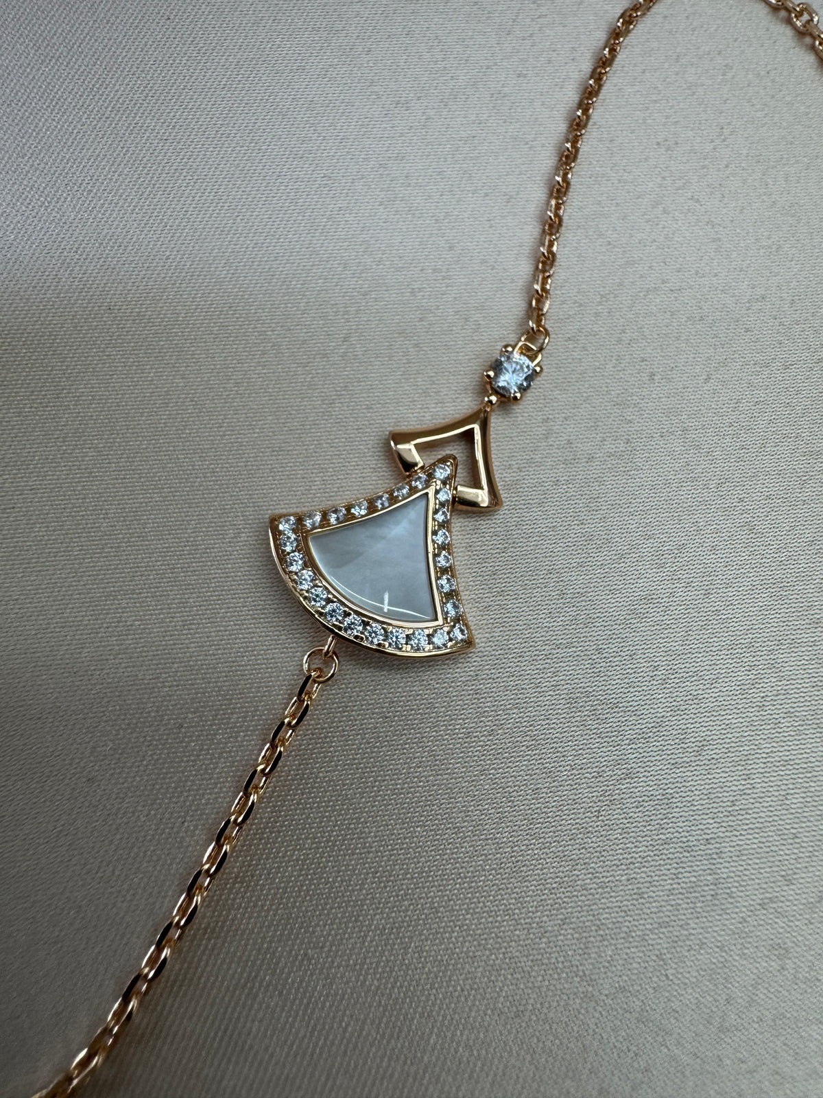 BVLGARI Diva’s Dream 手鏈