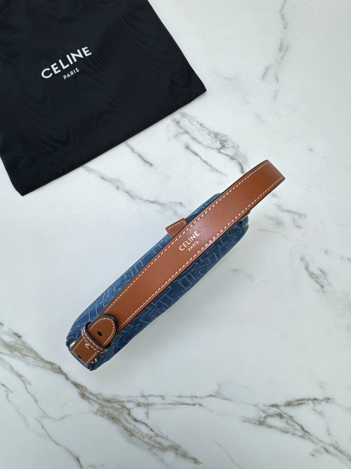 CELINE Ava Hobo 牛仔