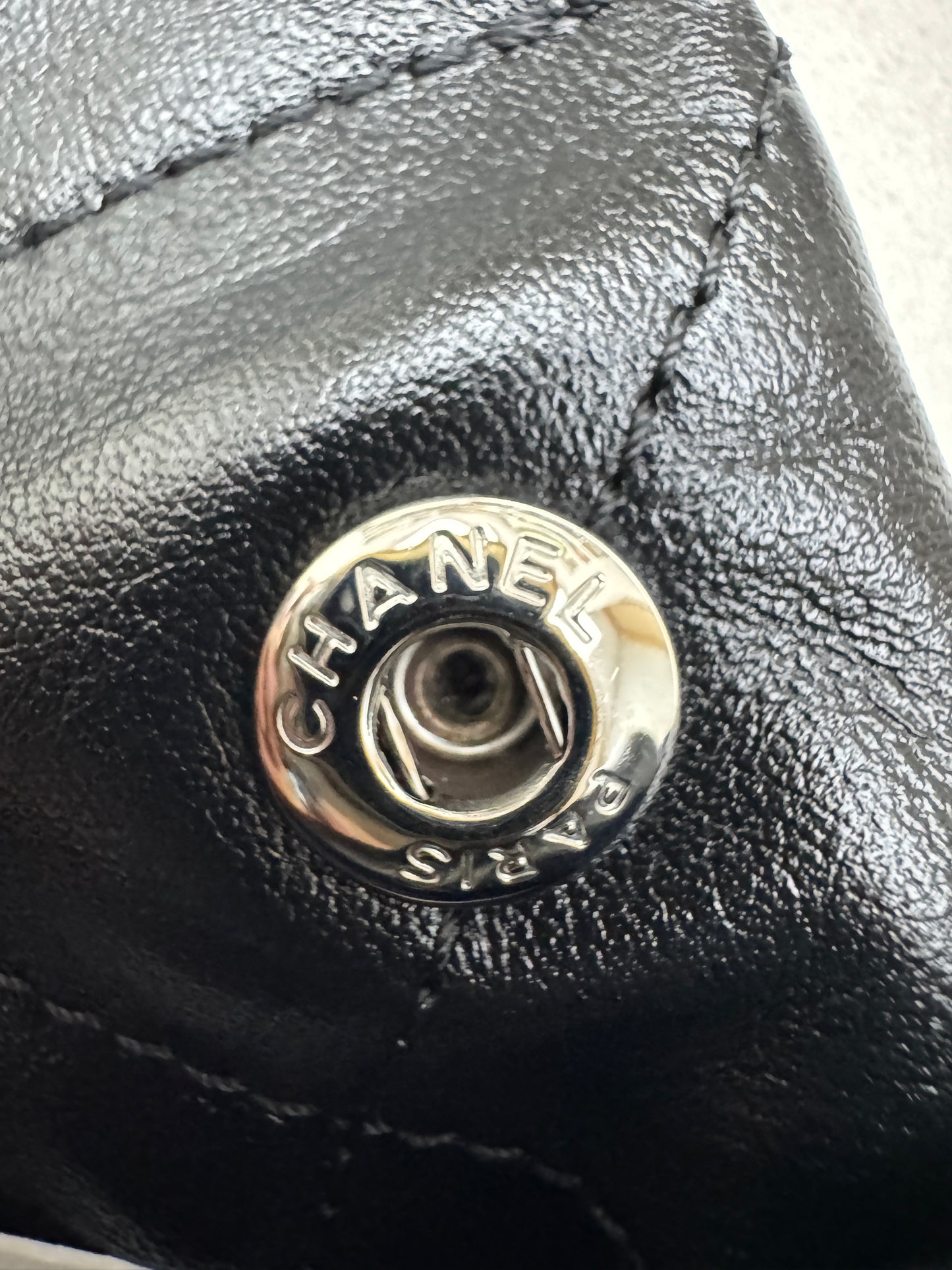 CHANEL 22Bag 黑銀 Small