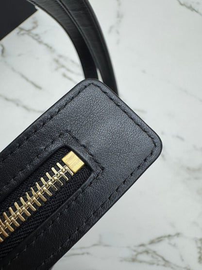 CHANEL 25S 兩用Hobo雙肩包 Medium