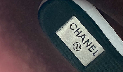 CHANEL 雨靴 🌟爆款 ￼