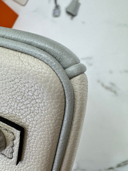 HERMES Birkin 25 SO 奶昔白拼珍珠灰 山羊皮 拉絲銀扣