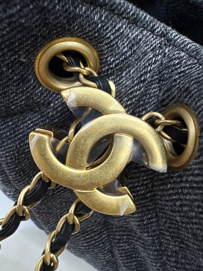 CHANEL Mini 25 Bag 黑牛仔26C