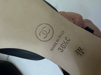 CHANEL Slingback 黑色羊皮