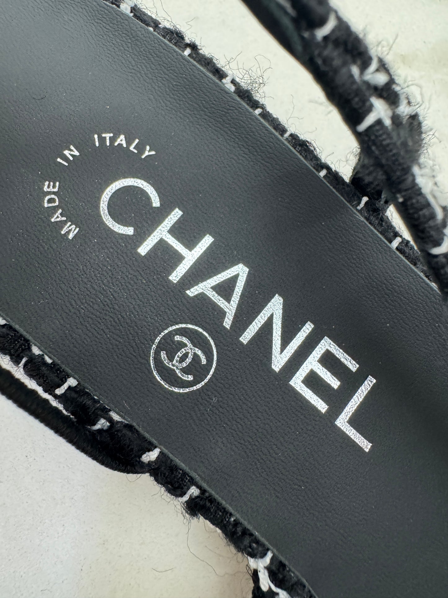 CHANEL Slingback Tweed 黑白粗花呢