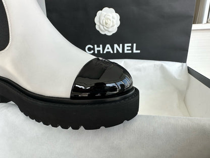 CHANEL 厚底切爾西 Chelsea Boots￼黑白拼色 22c