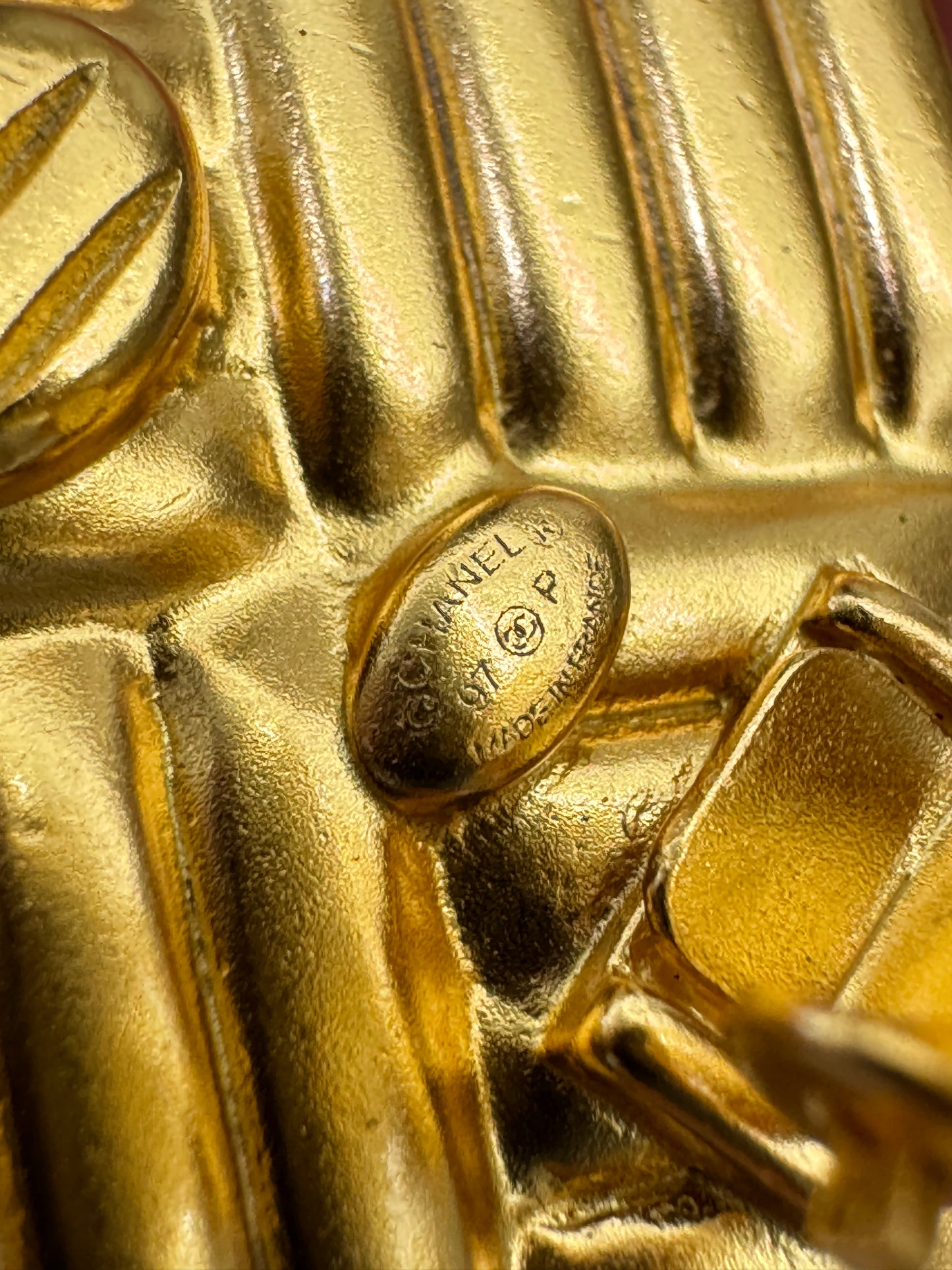 CHANEL Vintage 97P 千層酥耳夾