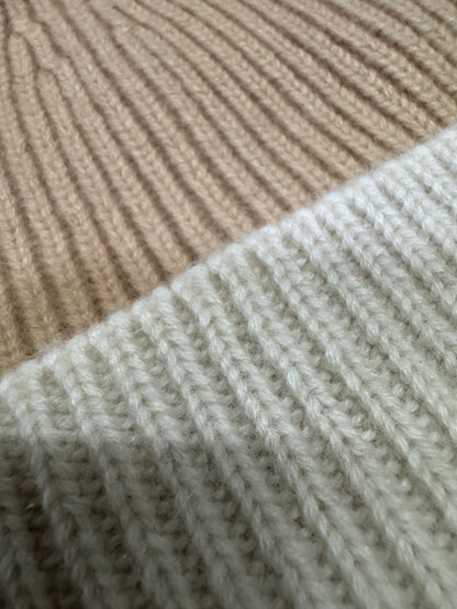 LV 狐狸毛球冷帽 奶茶色