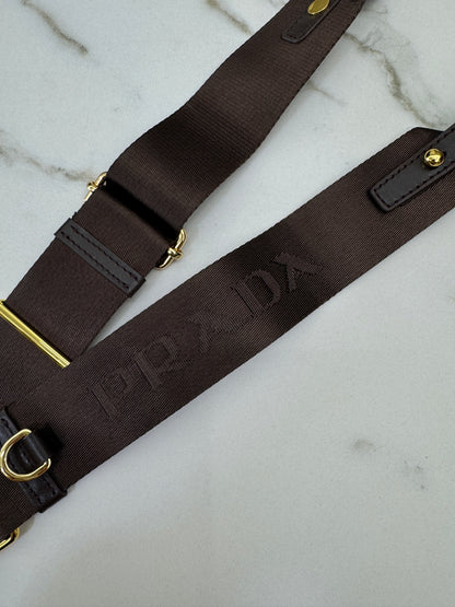 PRADA Re-nylon Explore Large 深棕色
