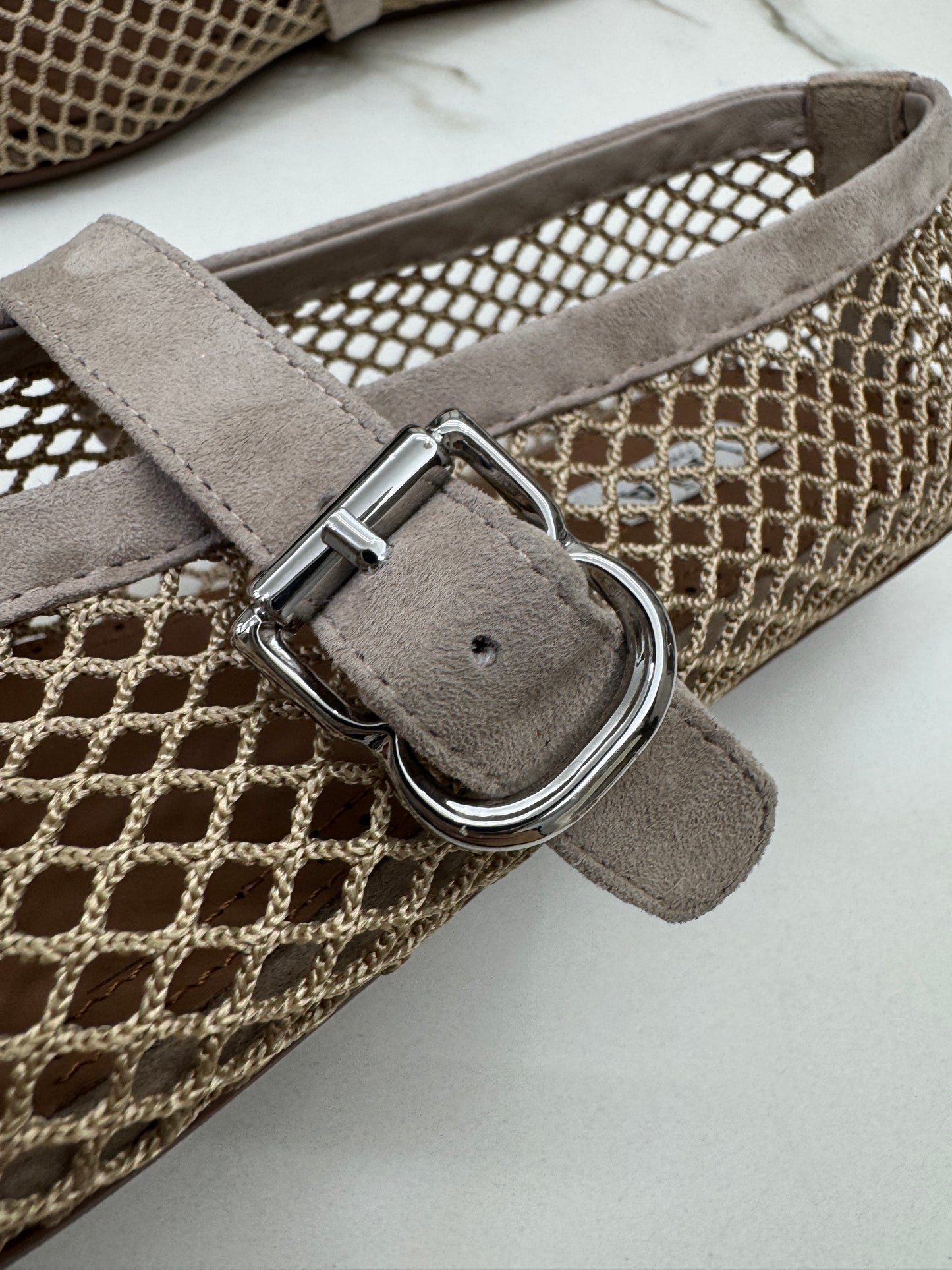ALAIA 漁網鞋 粉杏色麂皮