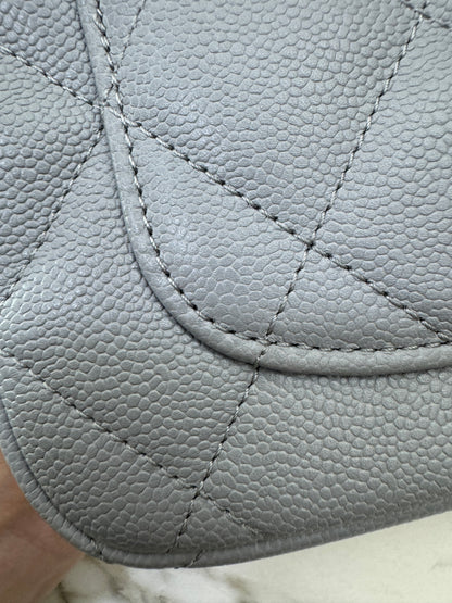 CHANEL 愛心金球 灰色 Mini Flap Bag 20cm