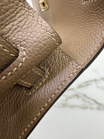 HERMES Kelly Danse 馬爾法米金扣 Evercolor 8Q GHW
