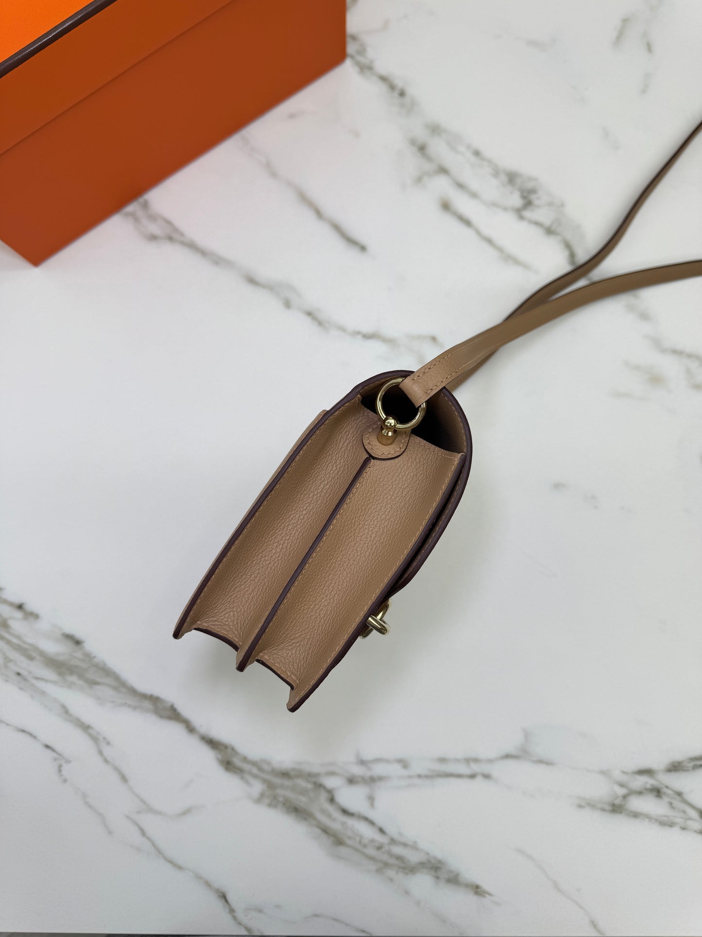 HERMES Roulis 19 奶茶色淺金扣 Chai Evercolor PBHW