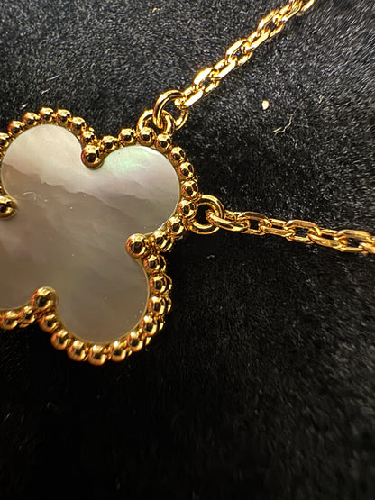 VCA Vintage Alhambra 白貝母金色項鏈