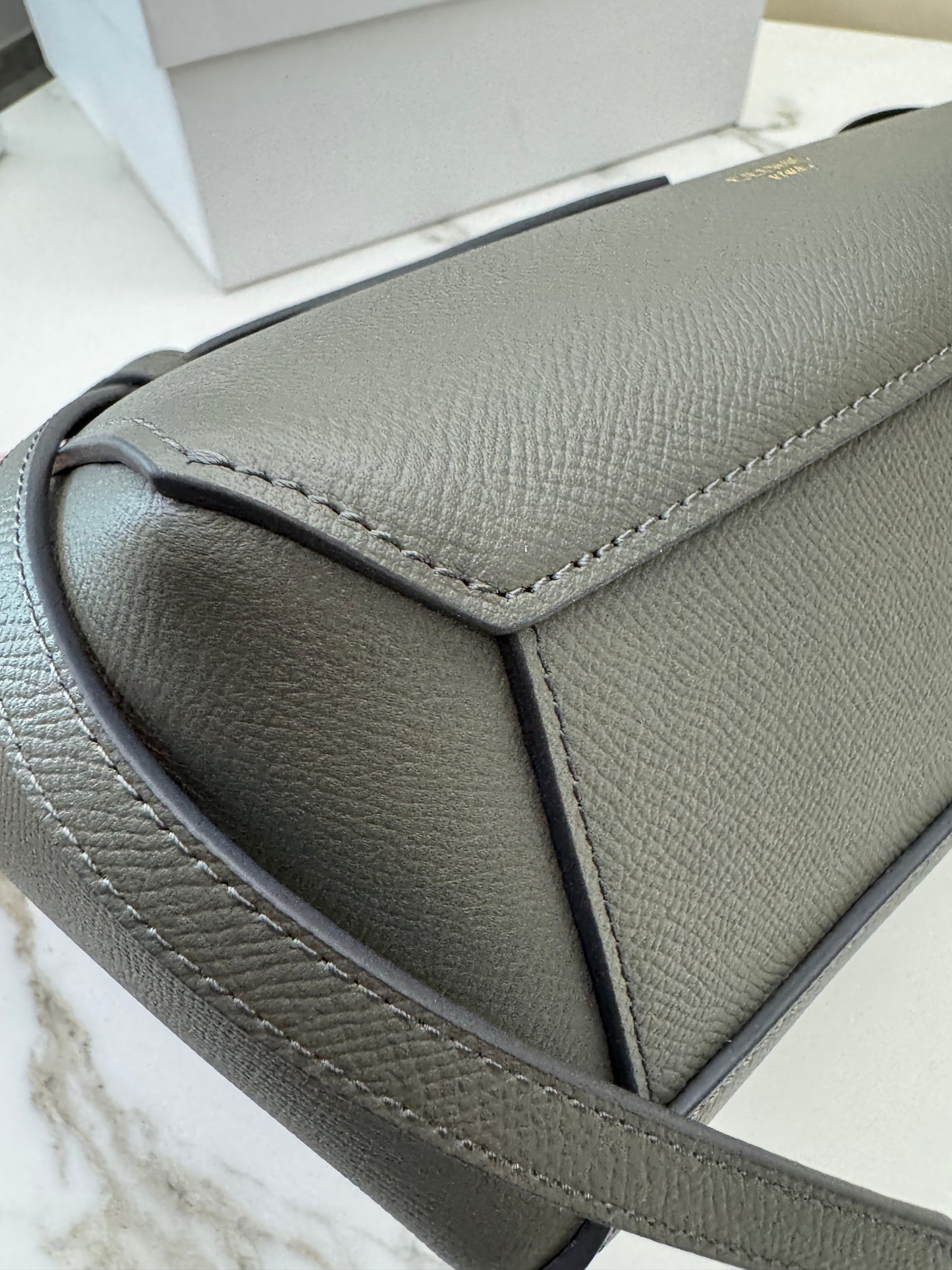 CELINE Belt Bag Nano 深灰色
