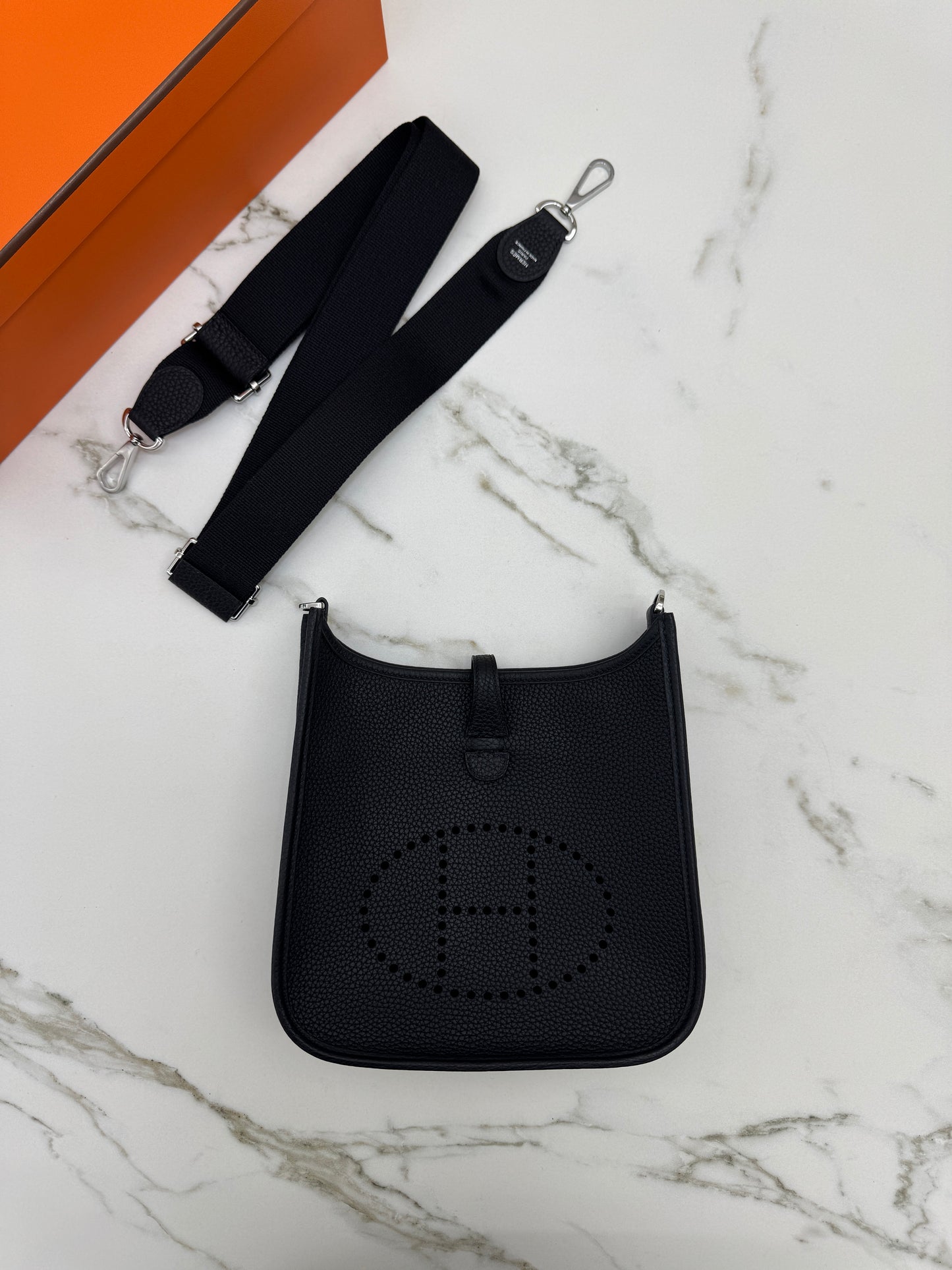 HERMES Evelyne23 黑銀 TC
