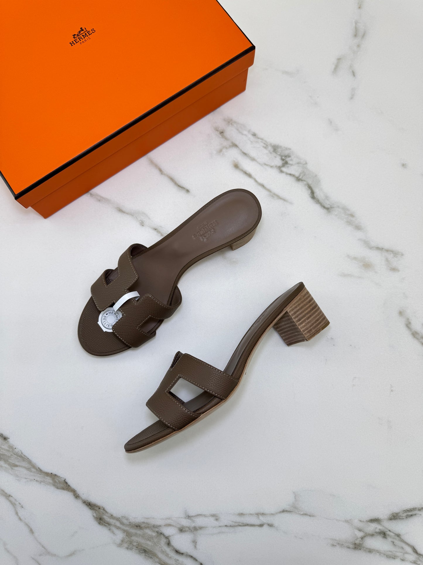 HERMES Oasis 大象灰 Etoupe