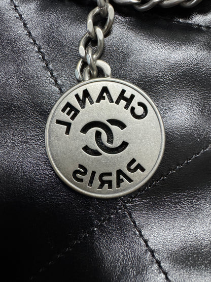 CHANEL 22 Bag Mini 黑銀