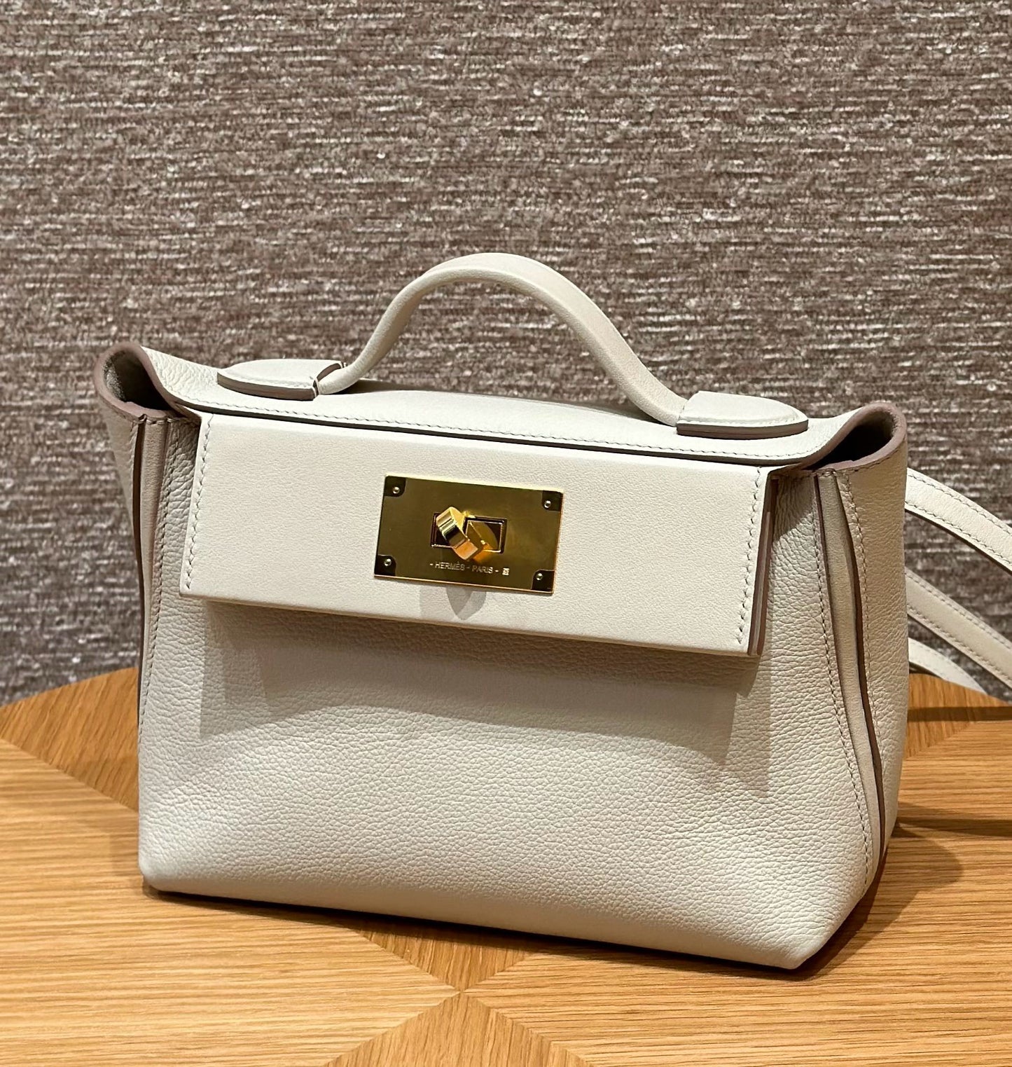 HERMES 2424 冰川白金扣 evercolor