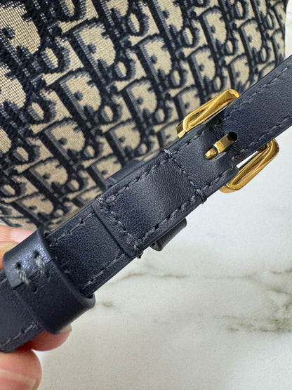 DIOR Diorstar Hobo 飯盒包