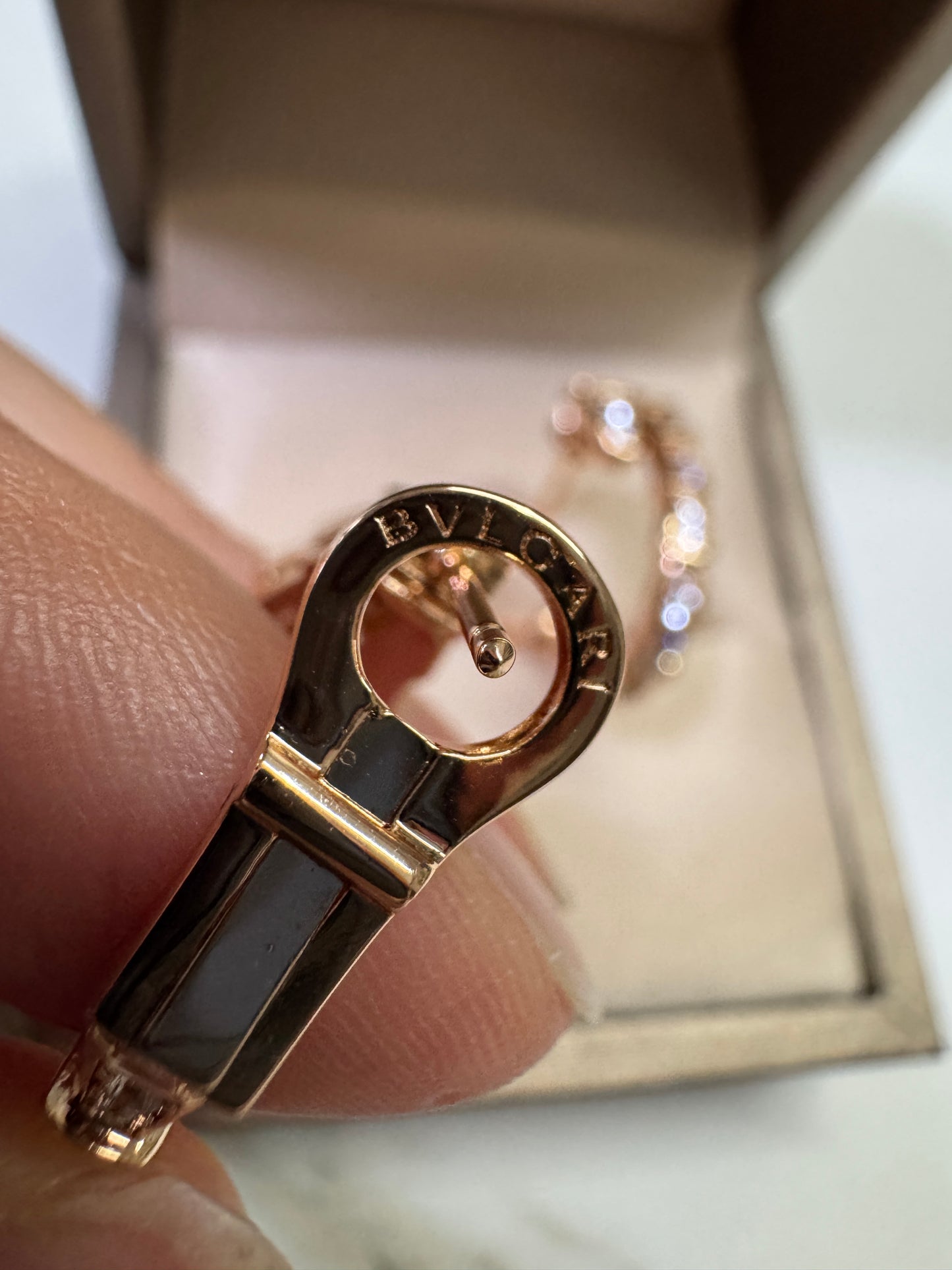 BVLGARI Serpenti 玫瑰金色滿鑽耳環