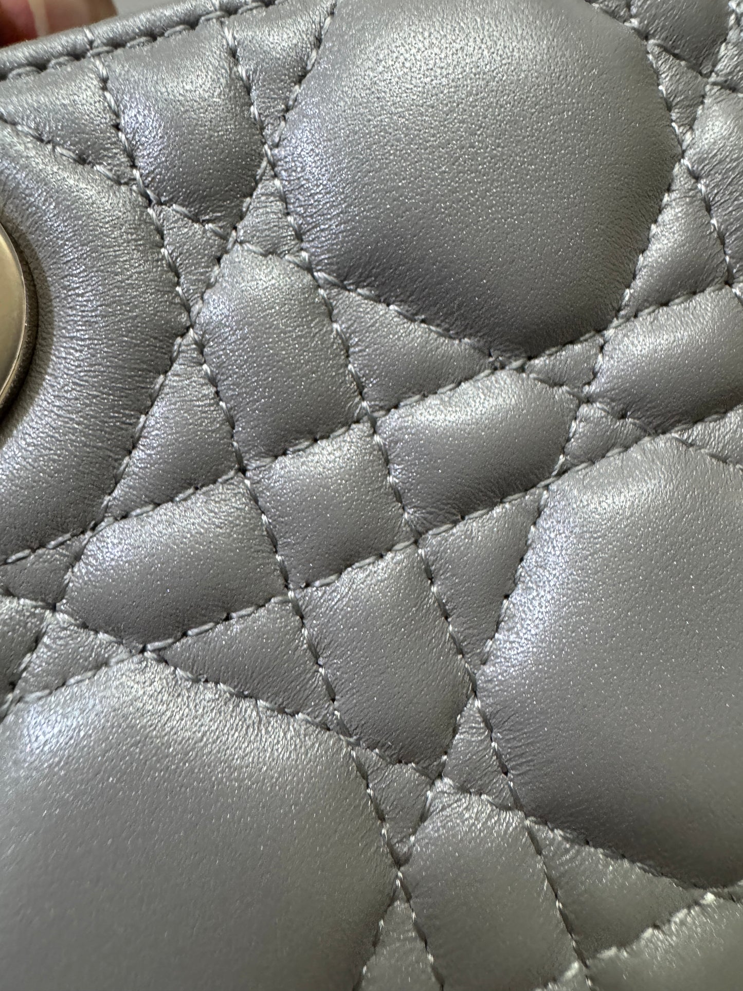 DIOR Lady Dior Mini 珠光灰