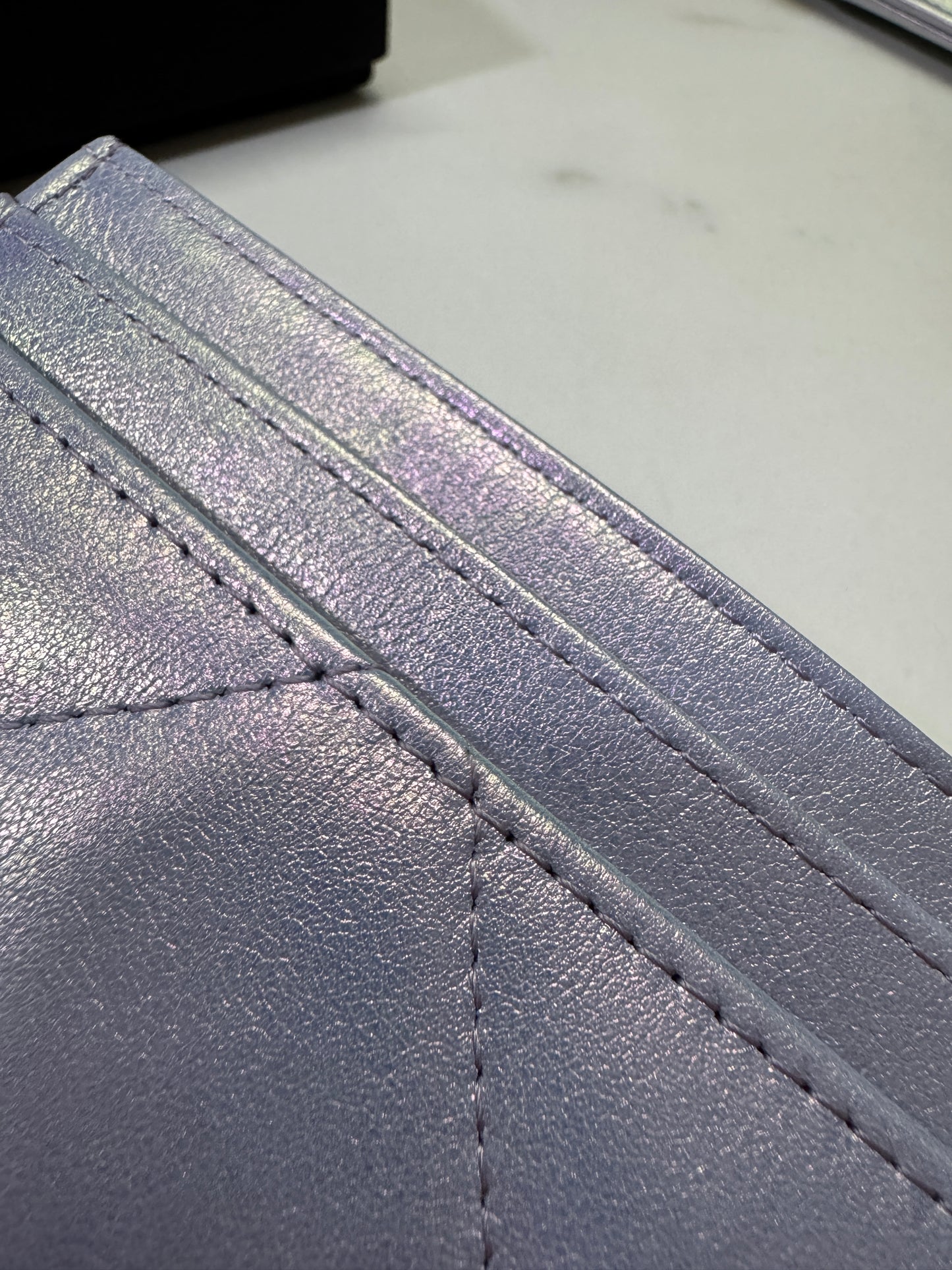 CHANEL 19卡包 22P人魚姬幻彩紫