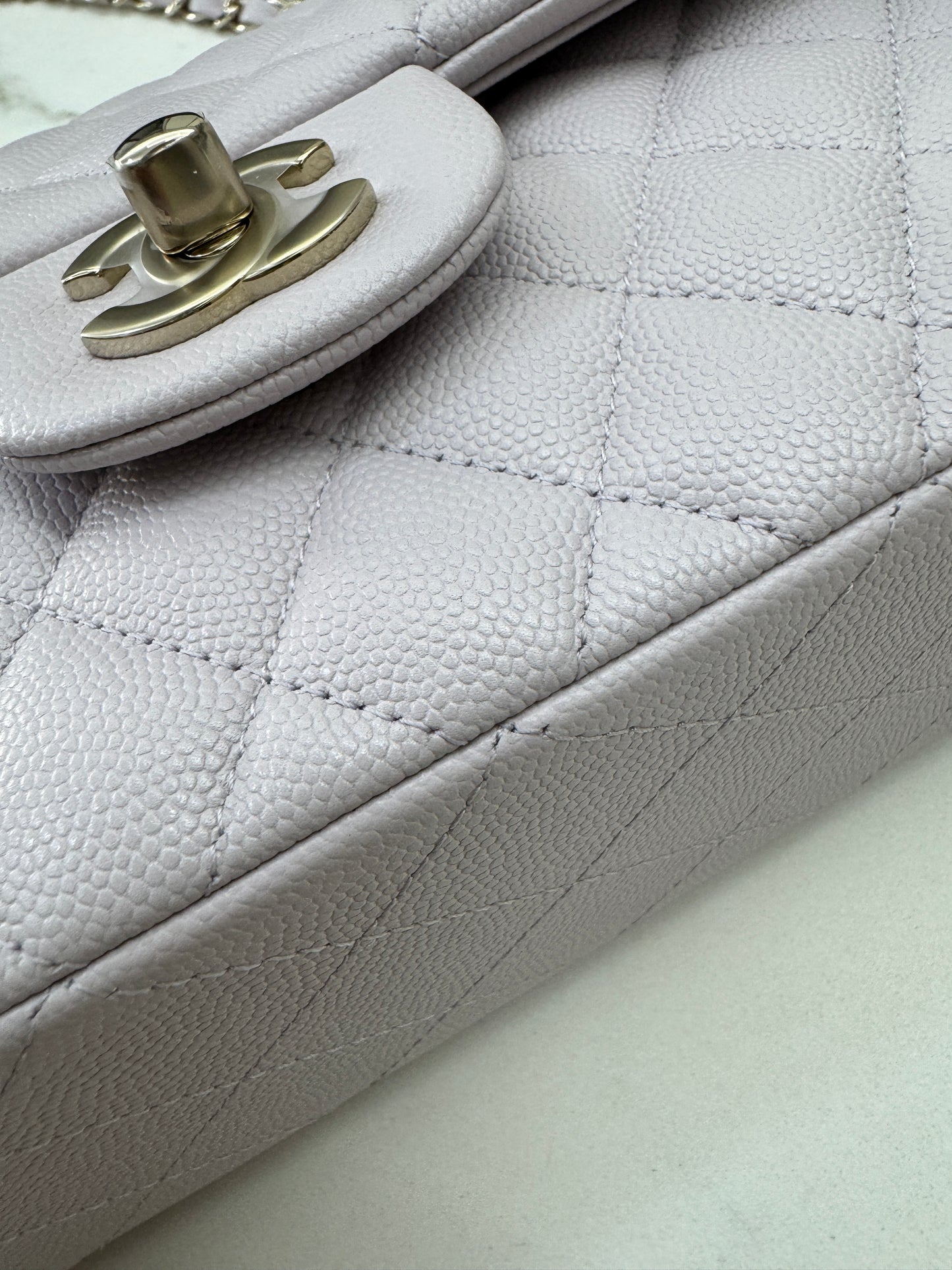 CHANEL 21S 淺粉紫 Classic Flap Small CF23 Liliac