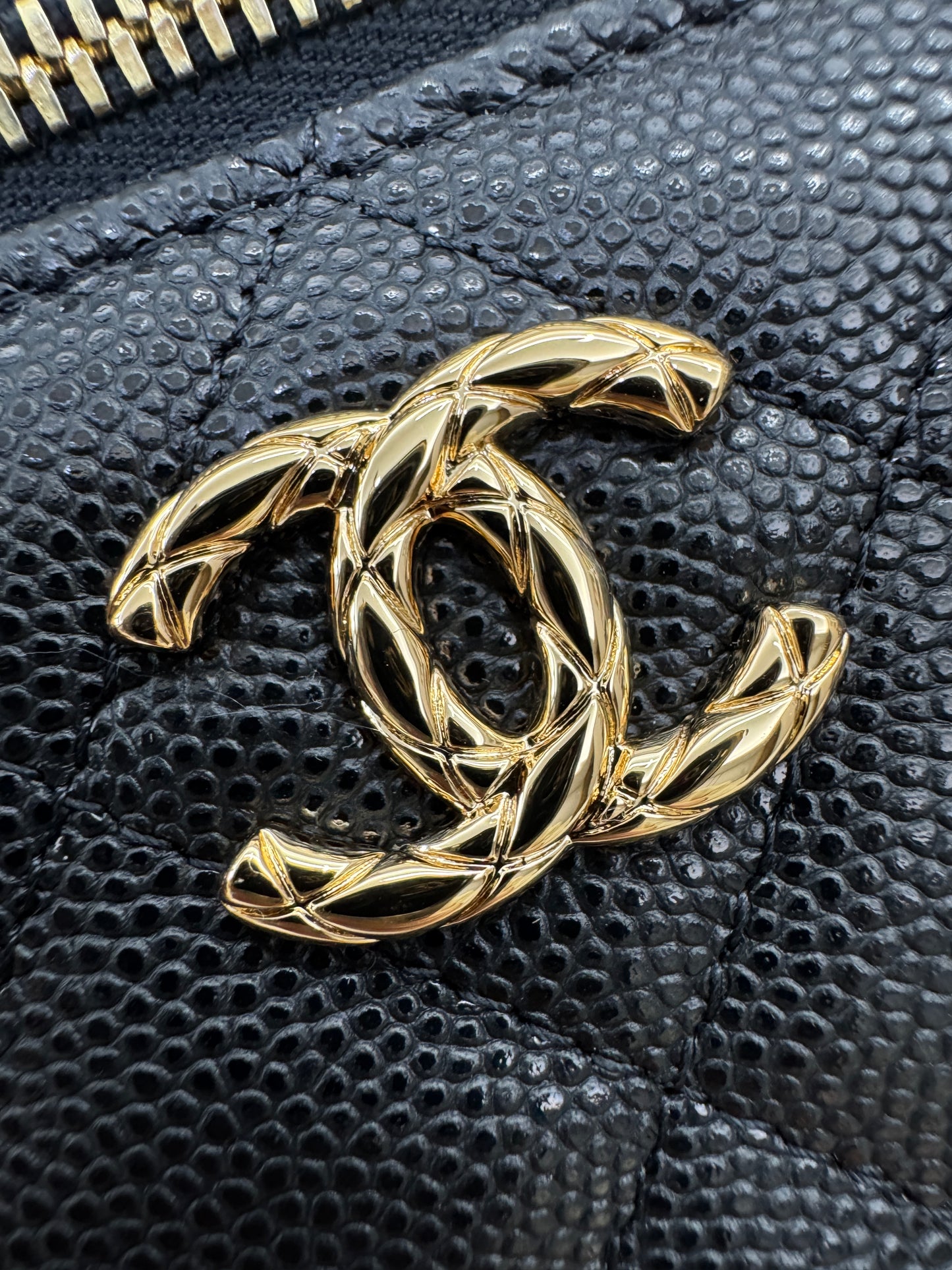 CHANEL 26C 菱格紋Logo LP盒子包