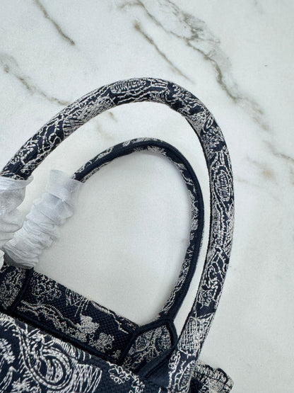 DIOR Book Tote Toile de Jouy Reverse Small