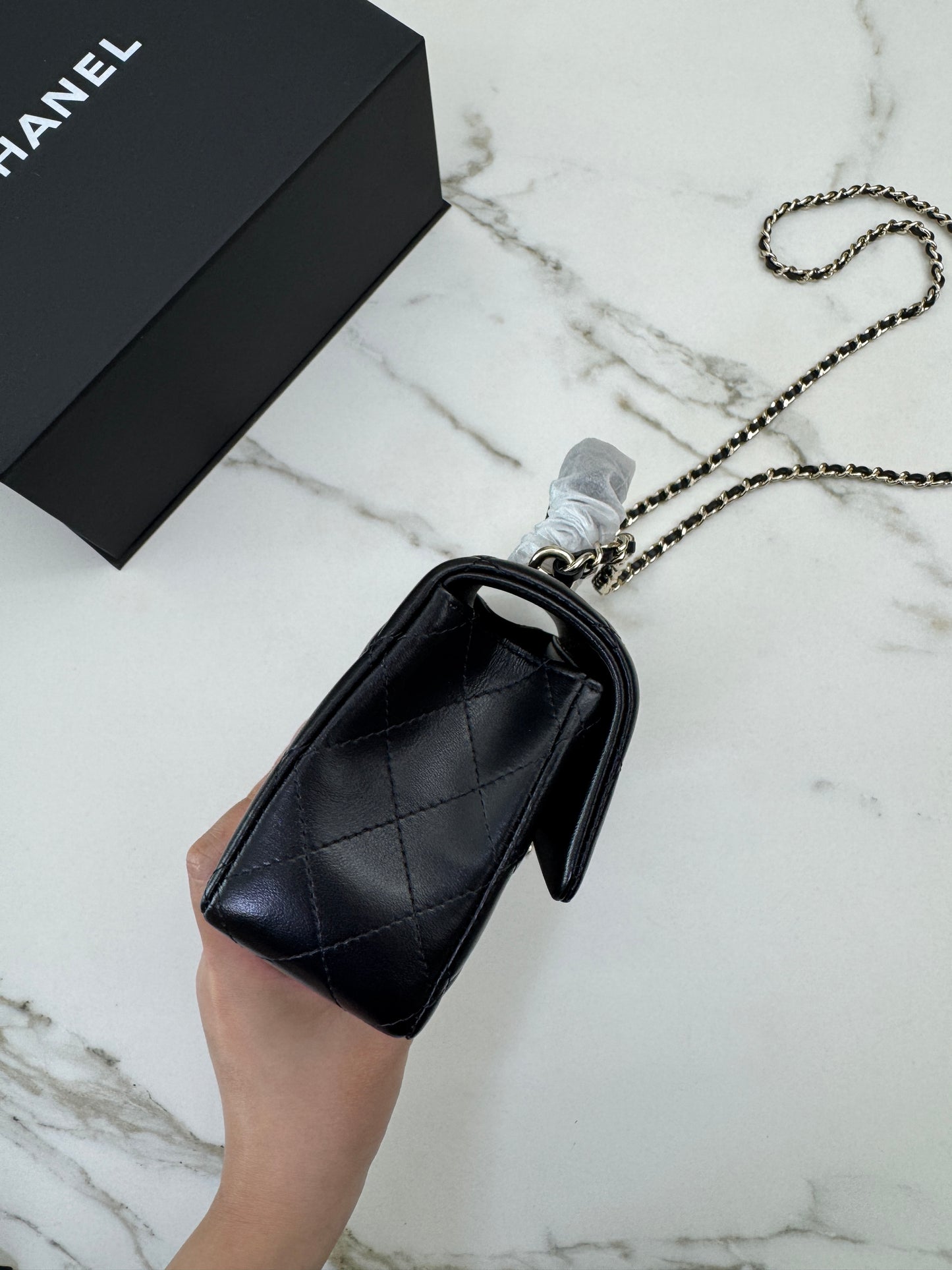 CHANEL Mini CF Handle 黑色羊皮淺金扣 Black Lambskin with GHE