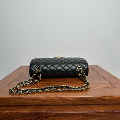 CHANEL CF25 黑金牛