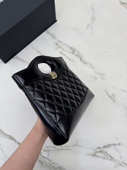 CHANEL Mini 31 Bag 油蠟羊皮（新版）