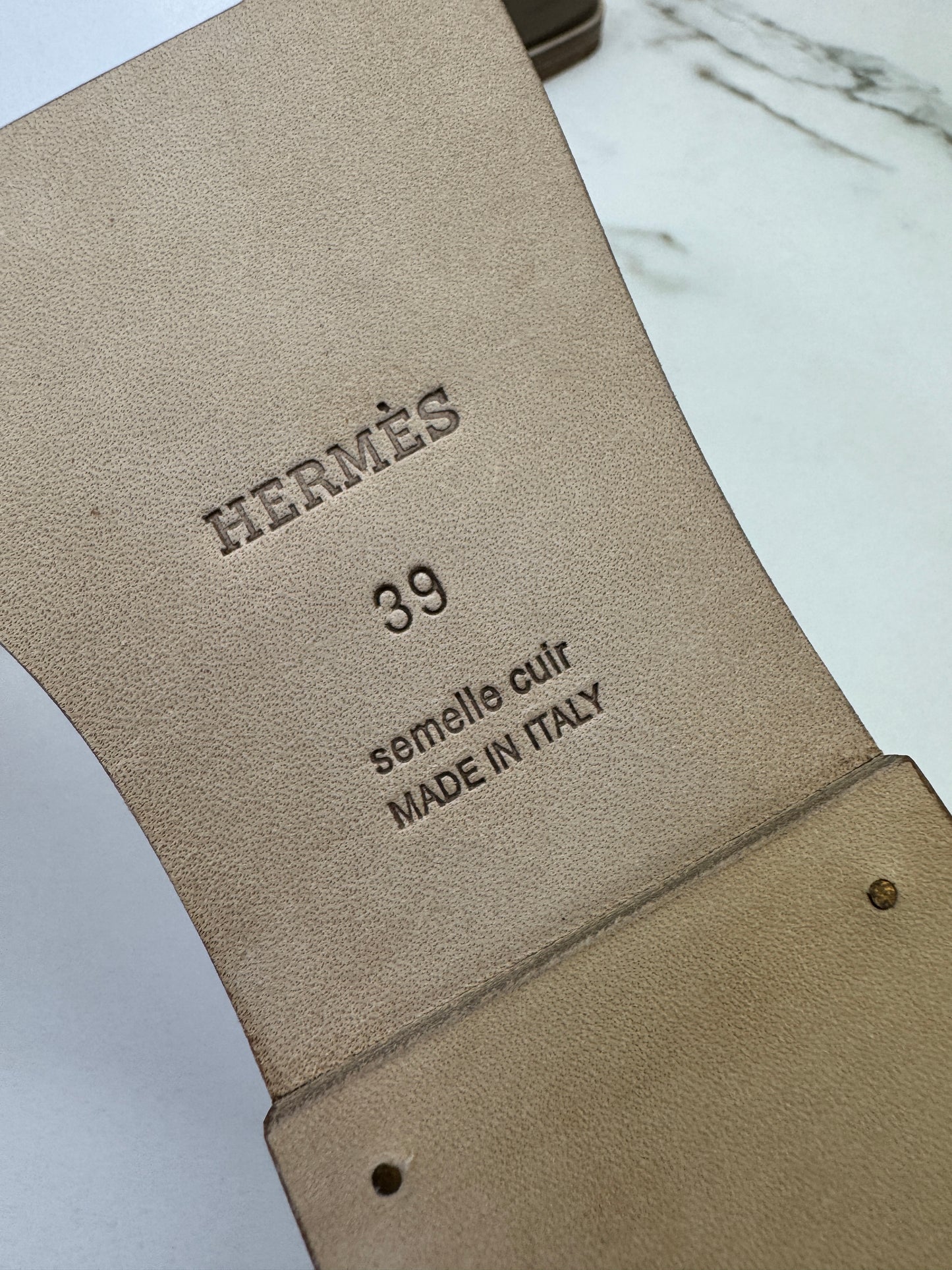 HERMES Oran 大象灰 Epsom