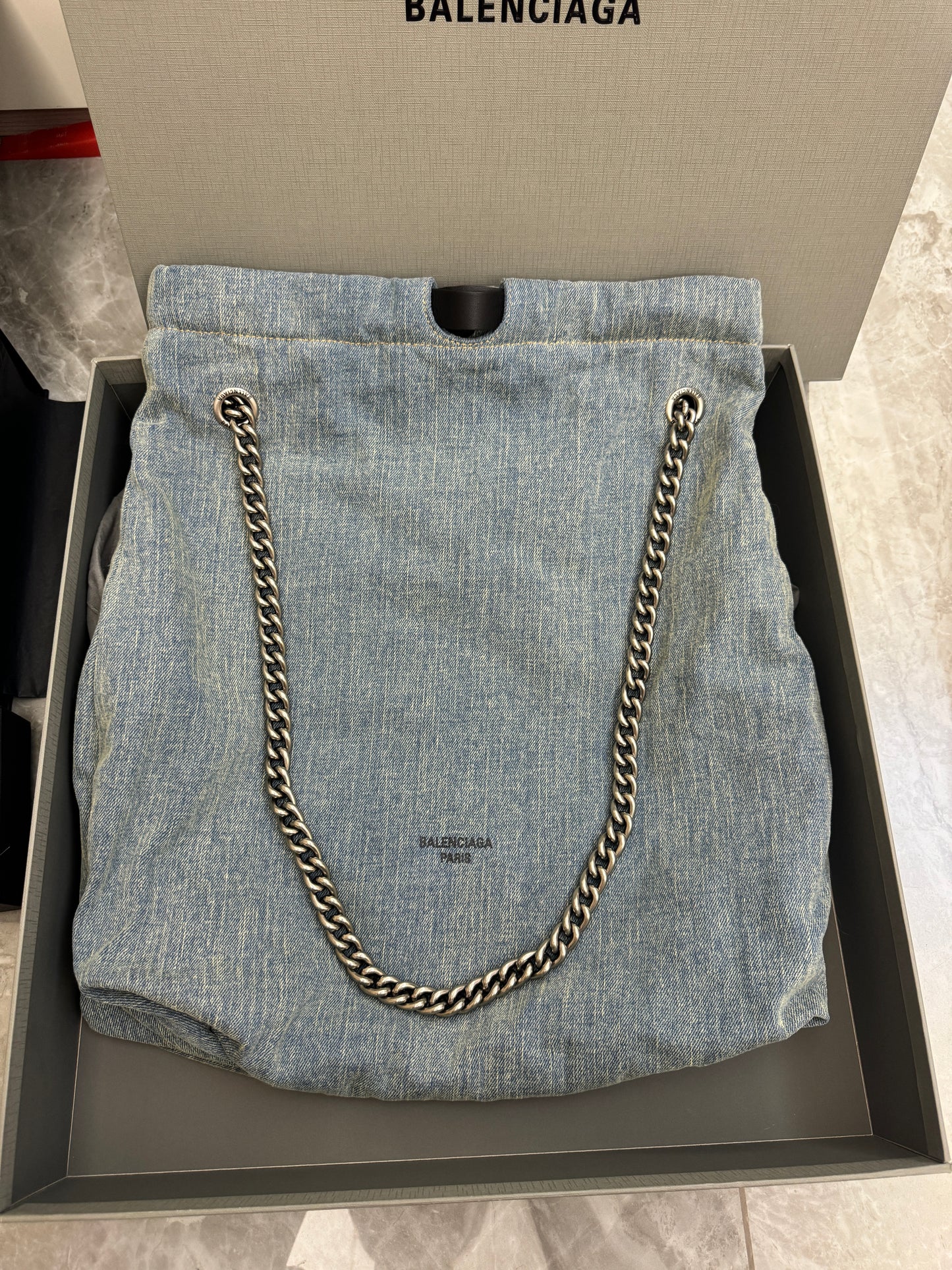 BALENCIAGA CRUSH 牛仔垃圾袋 Medium