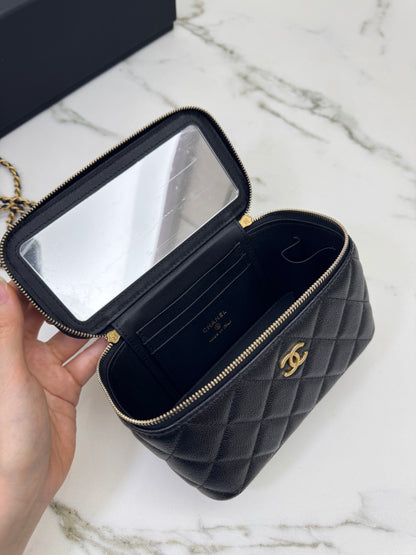 CHANEL 25B 牛皮手柄長盒